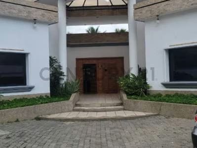 Venta de Bella Casa Urbanizacion El solar