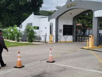 Venta de Bella Casa Urbanizacion El solar - 2