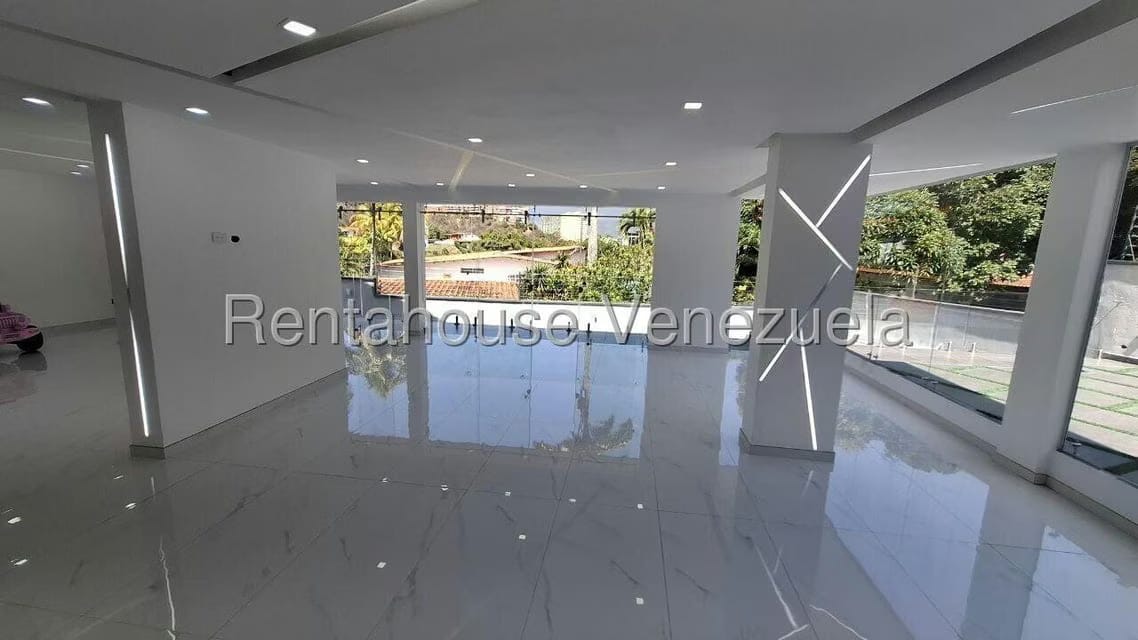 Casa (Multipes Niveles) en Venta en Macaracuay, Distrito Metropolitano - 12