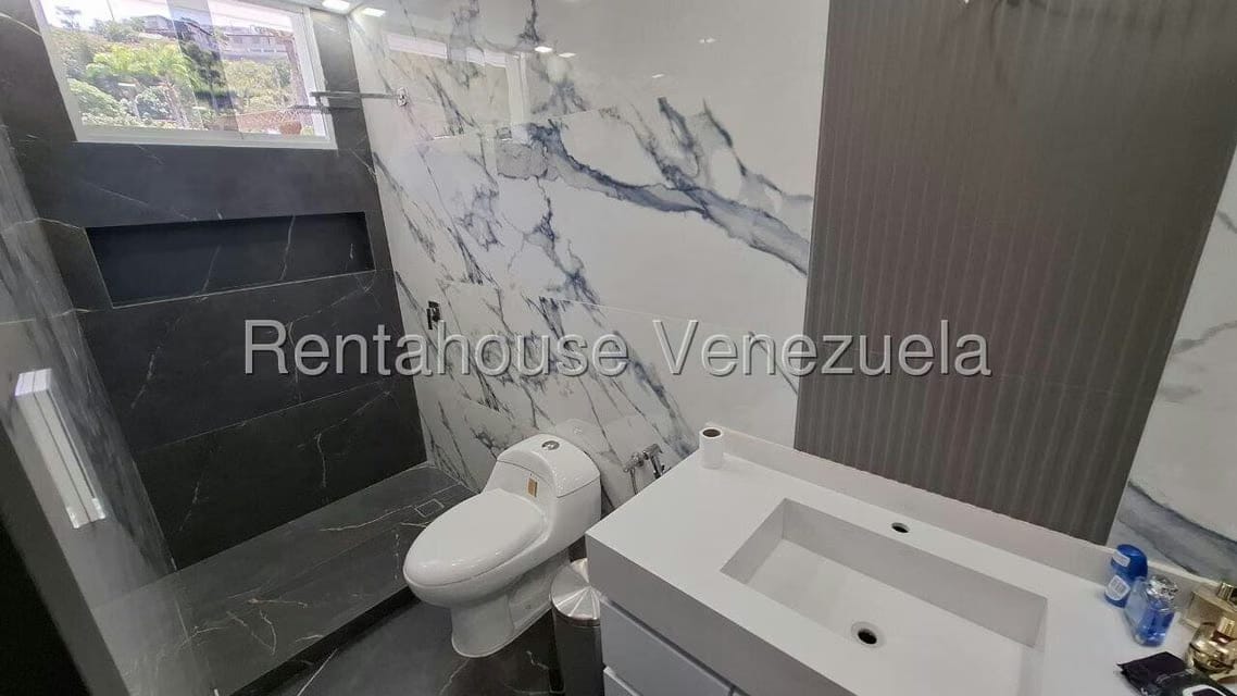 Casa (Multipes Niveles) en Venta en Macaracuay, Distrito Metropolitano - 33