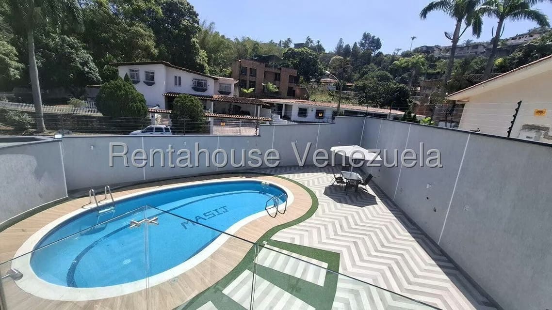 Casa (Multipes Niveles) en Venta en Macaracuay, Distrito Metropolitano - 40