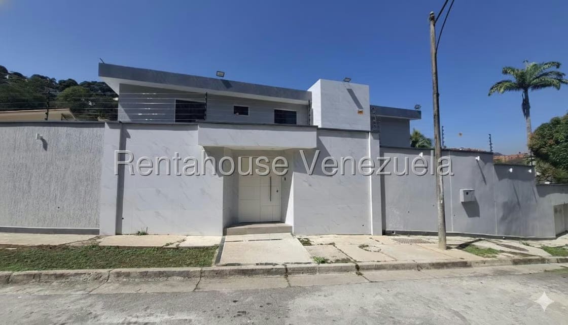 Casa (Multipes Niveles) en Venta en Macaracuay, Distrito Metropolitano - 41