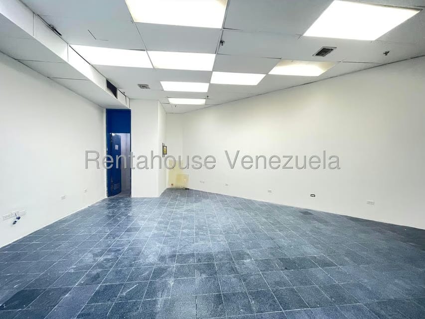Comercial (Local Comercial) en Alquiler en La Castellana, Distrito Metropolitano - 9