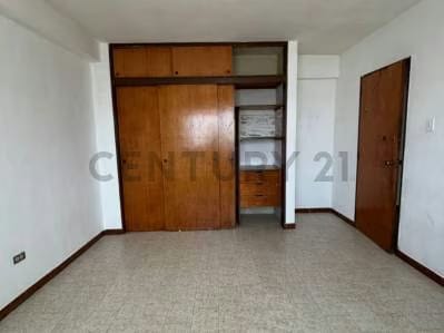 ApartaDúo: ¡Dos Estudios en Una Unidad! - 10