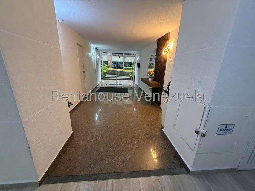 Apartamento (1 Nivel) en Alquiler en Los Naranjos Humboldt, Distrito Metropolitano