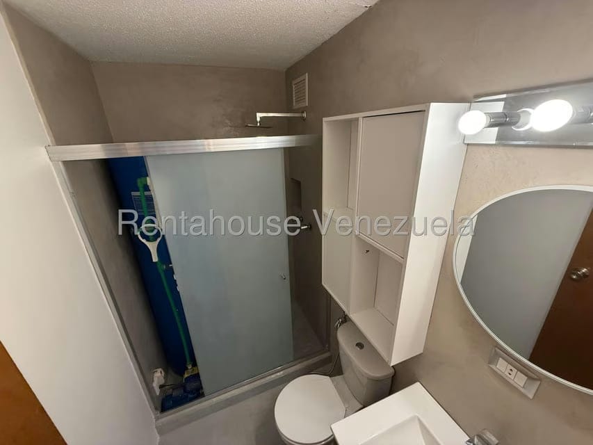 Apartamento (1 Nivel) en Alquiler en Los Naranjos Humboldt, Distrito Metropolitano - 9