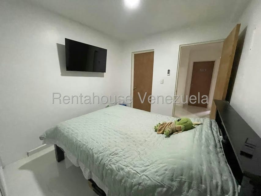 Apartamento (1 Nivel) en Venta en La Esmeralda, Carabobo - 11