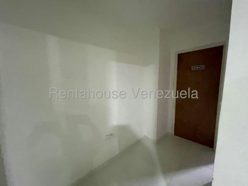 Apartamento (1 Nivel) en Venta en La Esmeralda, Carabobo - 9