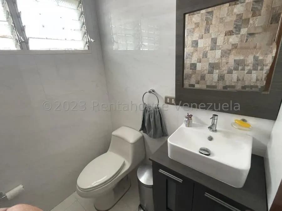 Casa en Venta en La Lagunita Country Club Caracas - 24
