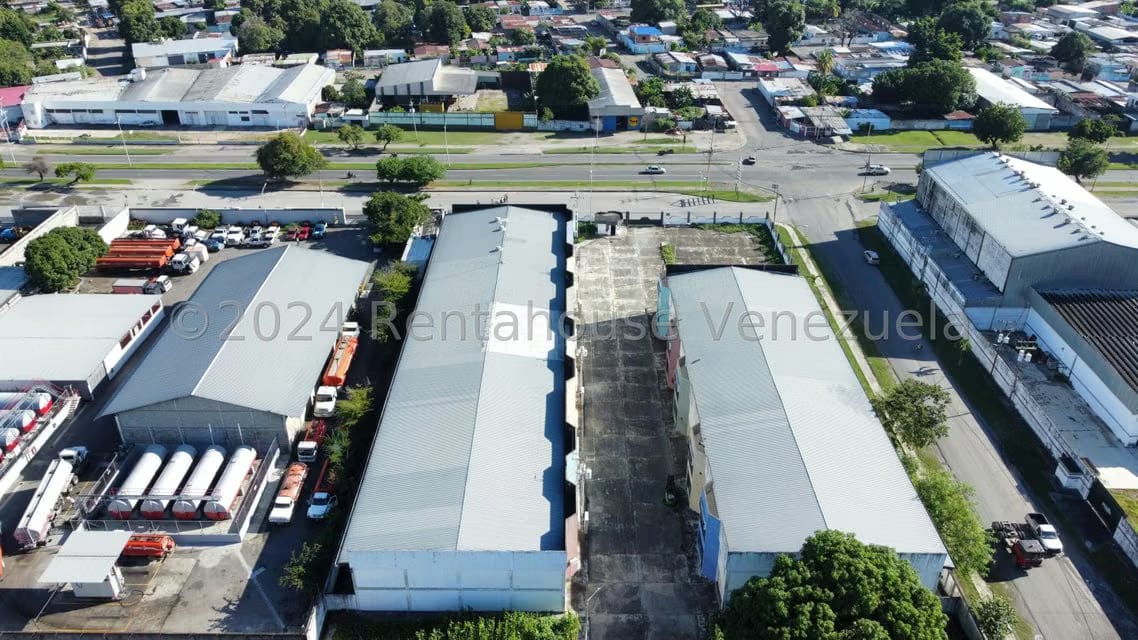 Comercial (Galpon - Deposito) en Venta en Centro, Portuguesa - 12