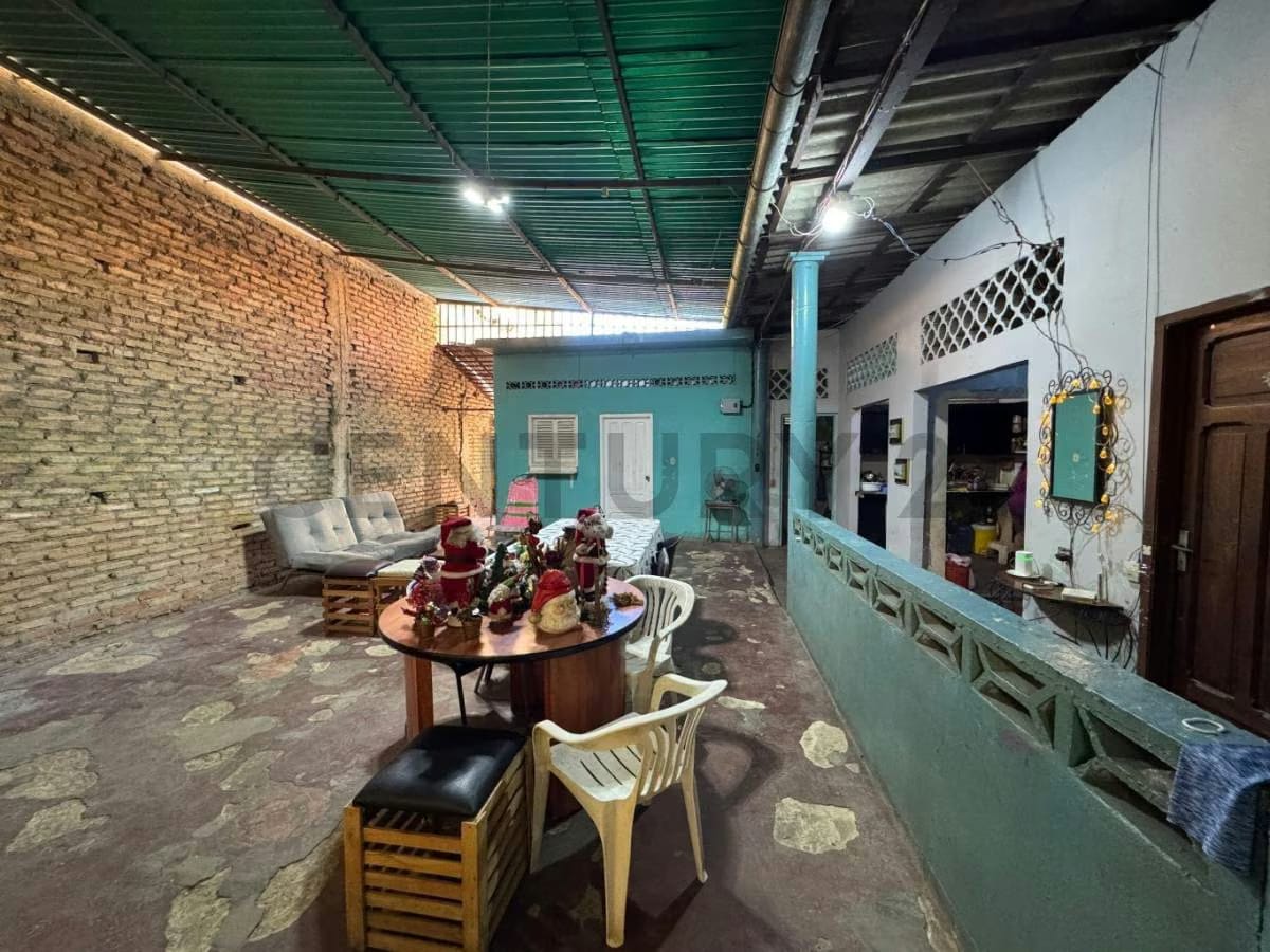 En venta casa en Puerto La Cruz para uso residencial/comercial - 3